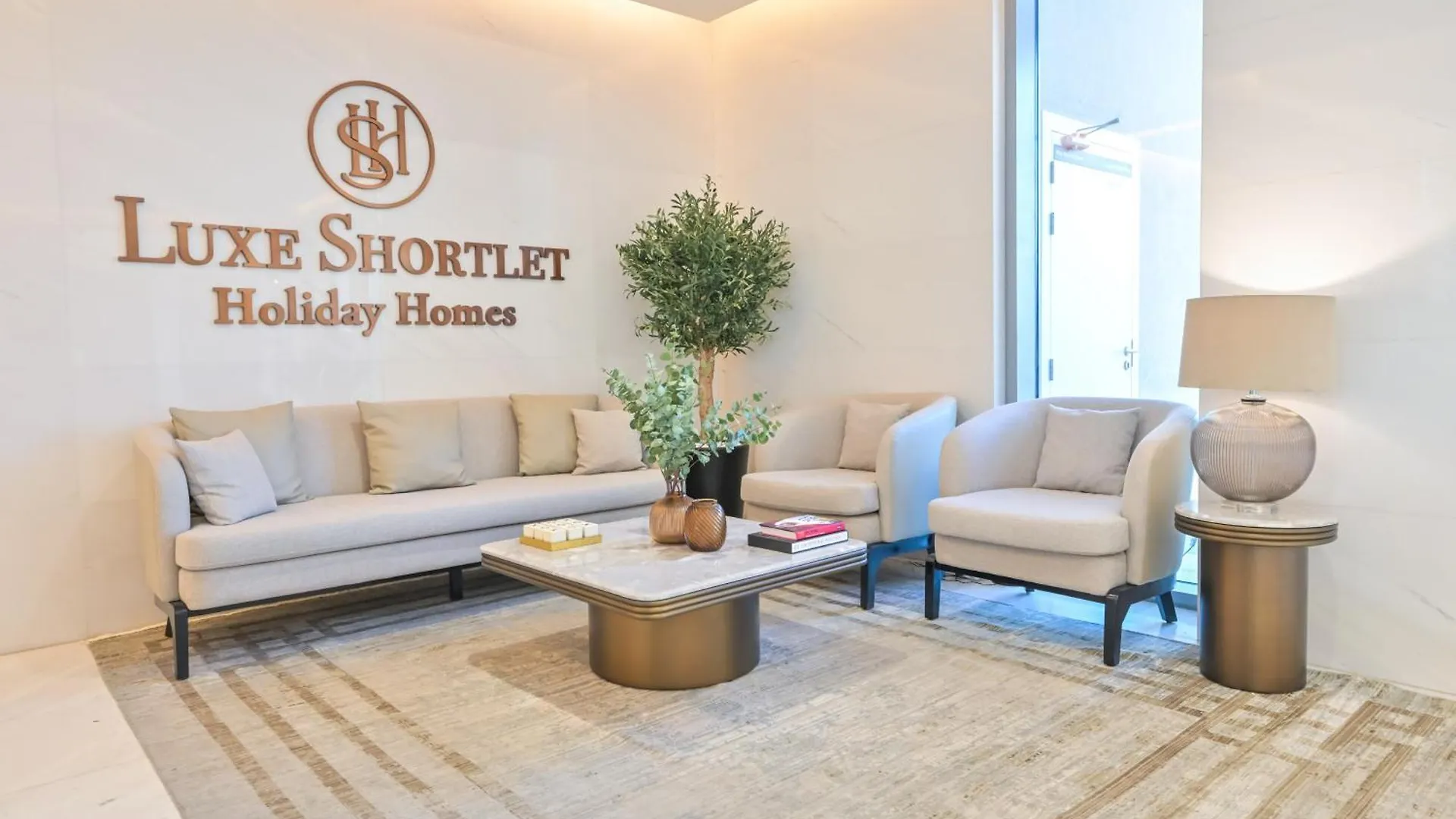 1Br Escape By The Lagoon In District One Meydan Dubai 0*,