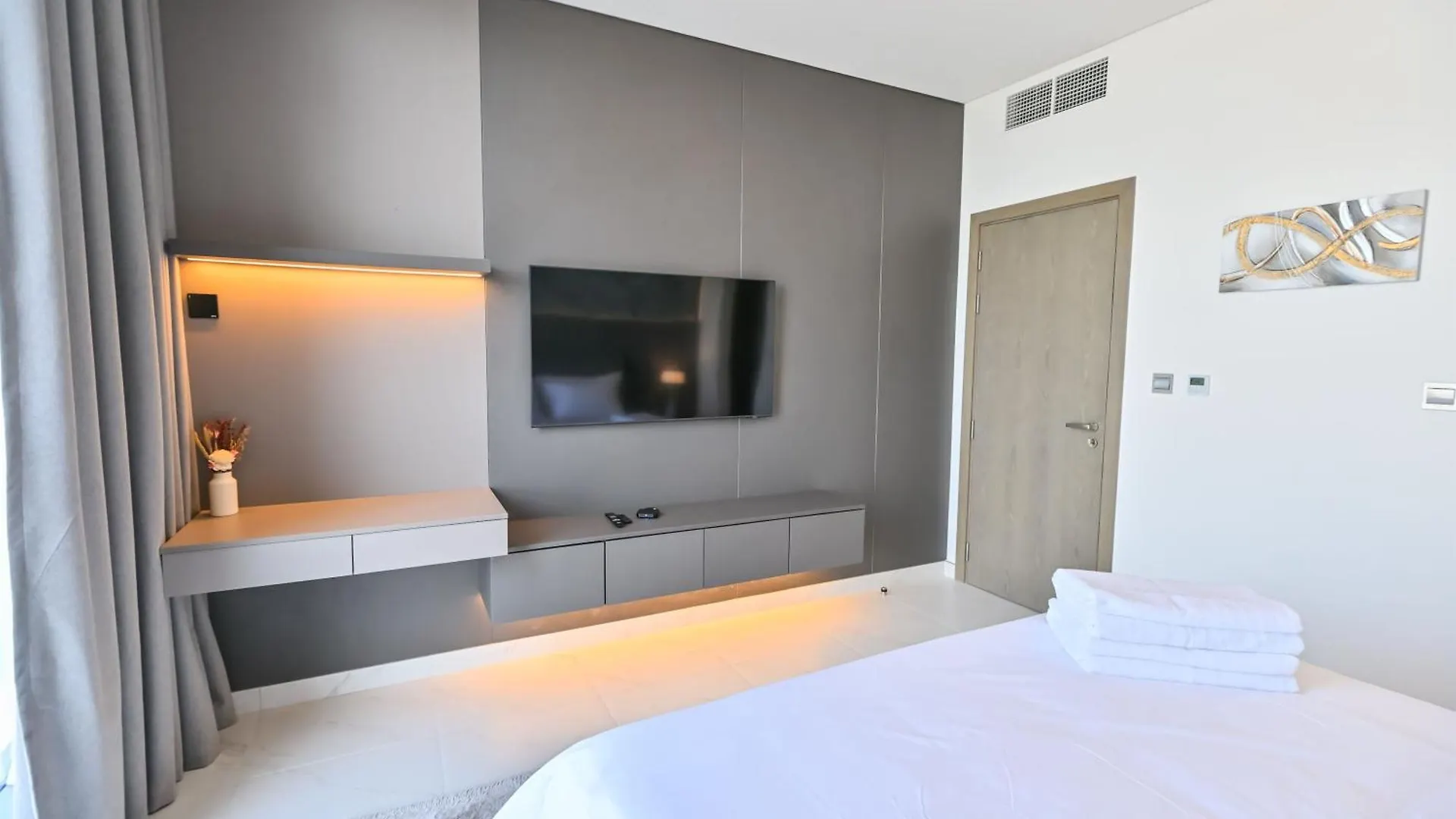 1Br Escape By The Lagoon In District One Meydan Dubai Appartamento